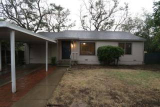 3627 Backer Ave, Fresno, CA 93726-6305