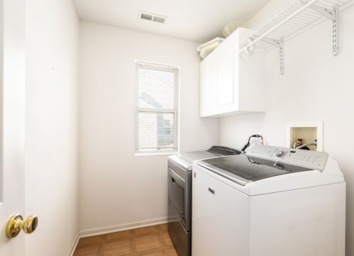 1581 Suncrest Ln, Lemont IL  60490-3279 exterior