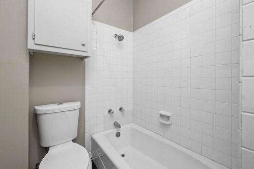 1901 David St, Austin TX  78705-4666 exterior