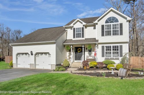 848 Miller Ave, Jackson Twp, NJ 08527-3562