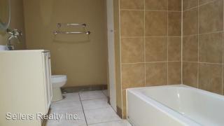 105 Mapledale Ave, Cleveland OH  44146-3538 exterior