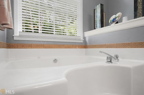 6772 Ashbury Ct, Rex GA exterior