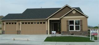 1908 Harrison St, Kennewick, WA 99338-7584