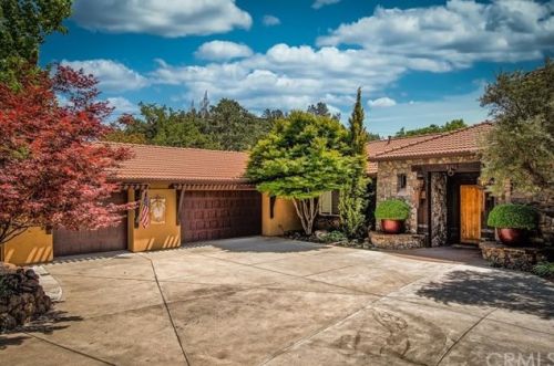 3455 Shadowtree Ln, Chico, CA 95928-4033
