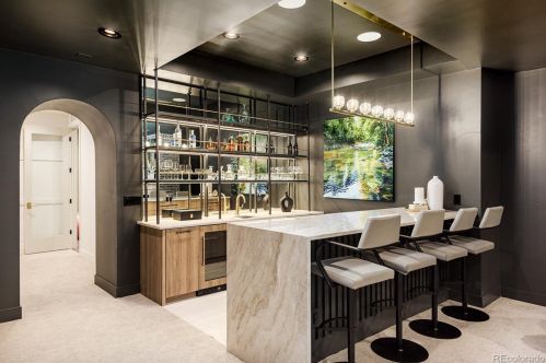 586 Gaylord St, Denver CO  80209-4626 exterior