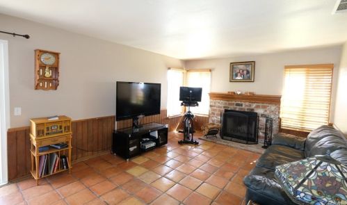 5580 Via Escalante, Riverside CA  92509-5562 exterior