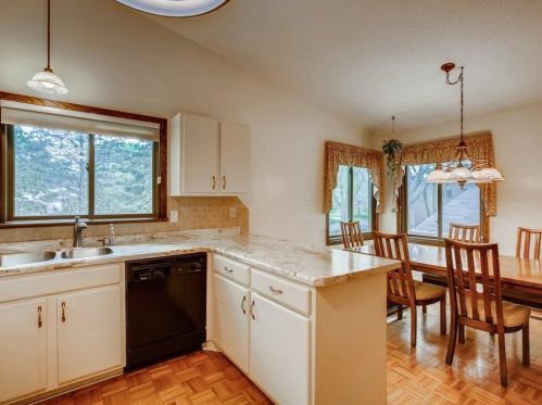 4385 Arden View Ct, Saint Paul MN  55112-1946 exterior