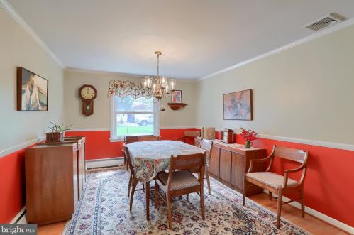 1631 Sunset Ave, Lancaster PA  17601-4355 exterior