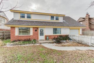 912 5th St, Oklahoma City, OK 73160-2110