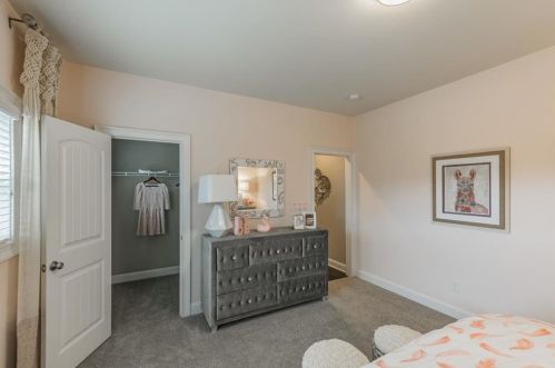4215 Carver Dr, Atlanta GA  30360-2546 exterior