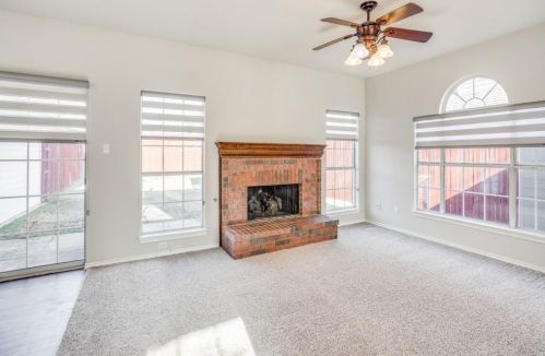 1420 Mapleview Dr, Carrollton TX 75007-6019 exterior