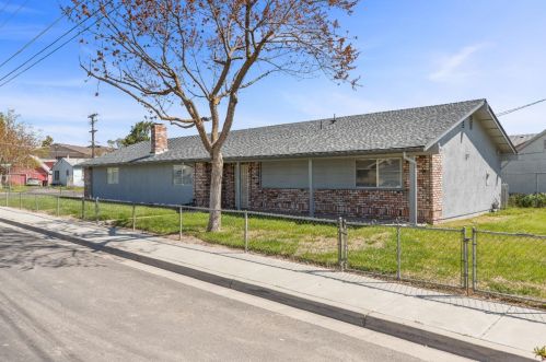 4460 Finney Rd, Salida, CA 95368-9405