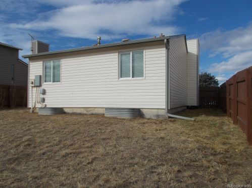 1690 Ensenada Way, Aurora CO 80015-3437 exterior