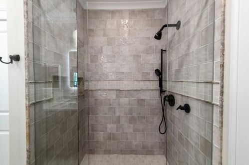 4737 Dudley Ln, Atlanta GA  30327-3306 exterior
