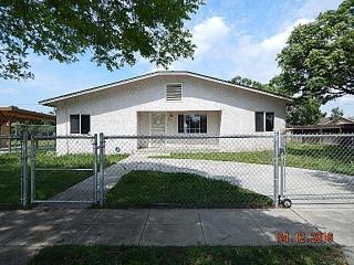 387 Garrett Ave, Fresno, CA 93706-4834