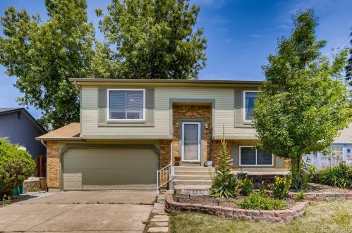19495 Nassau Dr, Aurora CO  80013-4554 exterior