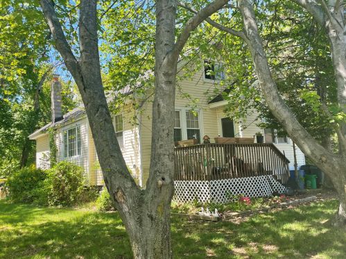 413 Matawan Ave, Cliffwood, NJ 07721-1203
