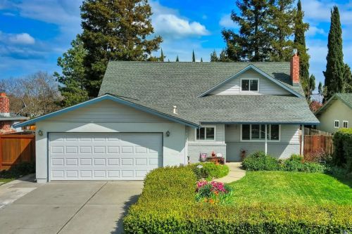 274 Fairview Dr, Vacaville, CA 95687-6451