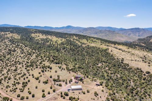 3449 Vaughn View Dr, Pueblo CO  81005-9750 exterior