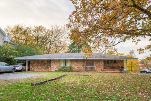 359 Glenwood Dr, Chattanooga, TN 37404-1726