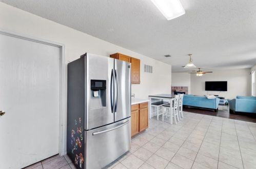 960 Stone Chapel Way, Fort Worth TX  76179-7304 exterior