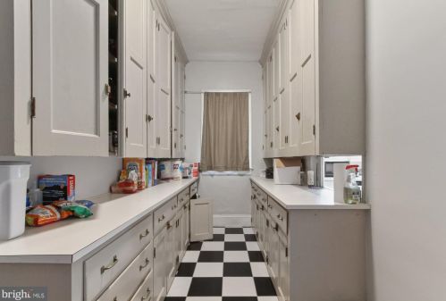 429 Market St, York PA 17404-1252 exterior