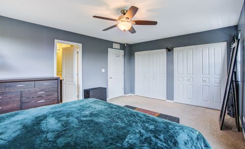 1228 Alta Vista Dr, Pingree Grove IL  60140-2057 exterior