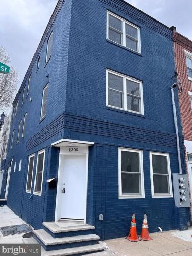 1300 Lawrence St, Philadelphia, PA 19147-5921