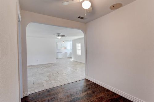 1817 Mccurdy St, Fort Worth TX  76104-6320 exterior