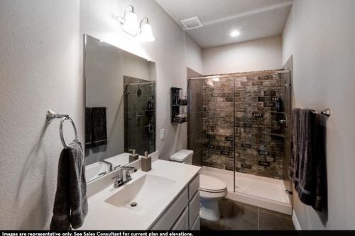 21526 Chenango Lake Dr, Angleton TX 77515-6660 exterior