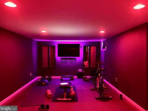 41 Roosevelt Blvd, Lancaster PA  17601-4039 exterior