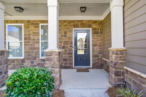 1109 Pebble Creek Ln, Locust Grove, GA 30248-7420