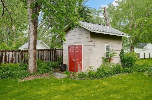 2160 County Rd F, Saint Paul MN  55110-3802 exterior
