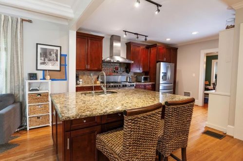 927 Courtenay Dr, Atlanta GA  30306-3426 exterior