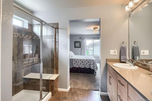 26901 Roxbury Pl, Denver CO  80016-7528 exterior