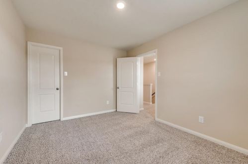 349 Lowery Oaks Trl, Fort Worth TX  76120-1722 exterior