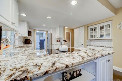 8754 Phillips Pl, Englewood CO 80112-3350 exterior