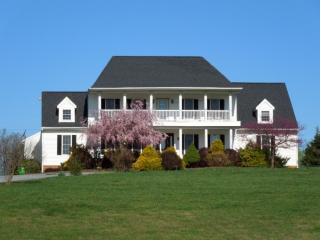 328 Morton Rd, Crimora, VA 24431-2005