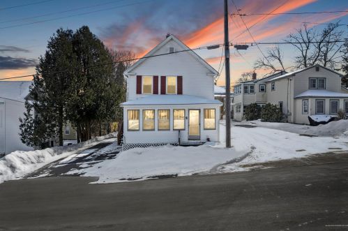 4 Monroe St, Augusta, ME 04330-4022