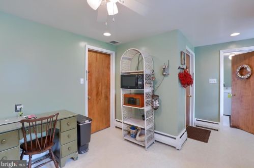 1631 Sunset Ave, Lancaster PA  17601-4355 exterior