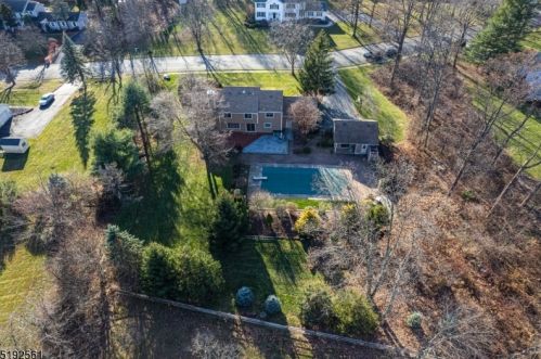 4 Theodore Dr, Dover NJ  07869-1913 exterior