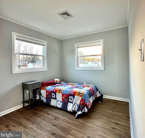 14608 Eastman St, Woodbridge VA  22193-2610 exterior
