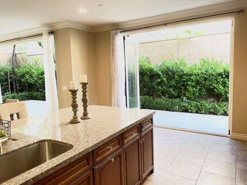 173 Desert Bloom, Irvine CA  92618-8871 exterior