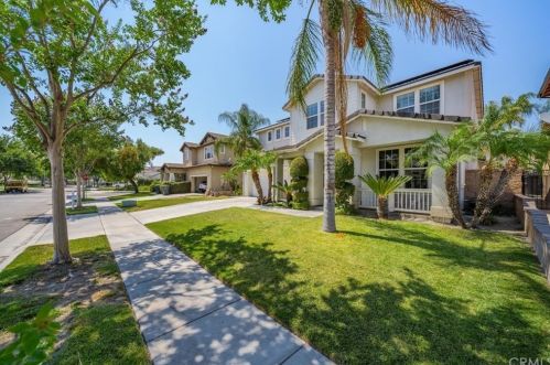 6580 Lunt Ct, Chino, CA 91710-7383