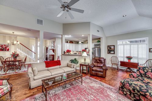 142 Wexford Ct, Stockbridge GA  30281-6306 exterior