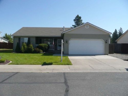 3105 Meadow Glen Ln, Amber, WA 99004-8680