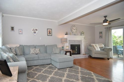 9 Olney St, Providence, RI 02919-5142