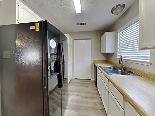 720 Meadowdale Dr, Fort Worth TX  76179-1026 exterior