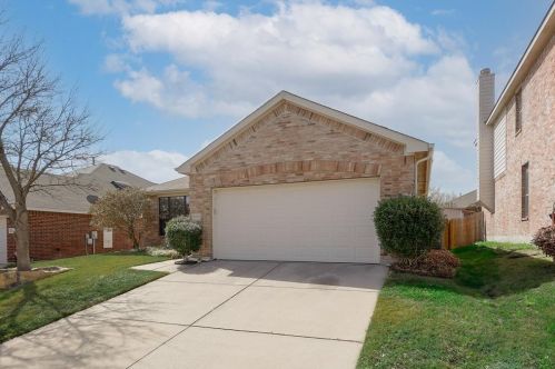 10701 Vista Heights Blvd, Fort Worth TX  76108-6946 exterior