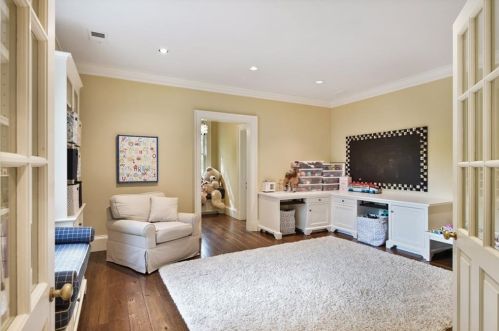 62 Brookhaven Dr, Atlanta GA  30319-1143 exterior
